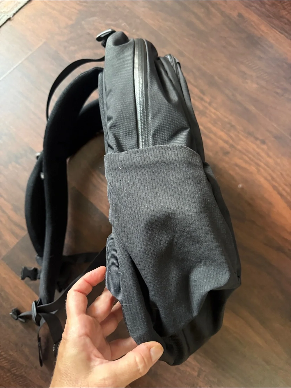 lululemon athletica Black liftOS commuter Backpack